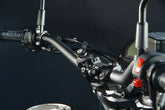 Titan Clamp, attacco multifunzione regolabile per manubrio